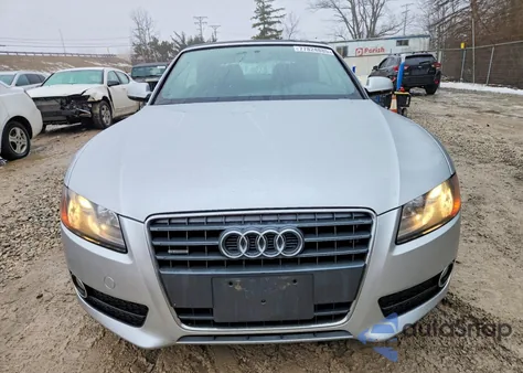 2011 Audi A5 Premium z USA, uszkodzony, nr VIN WAUCFAFH3BN002360